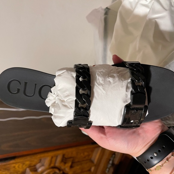 Gucci woman’s rubber sandal - Picture 1 of 6
